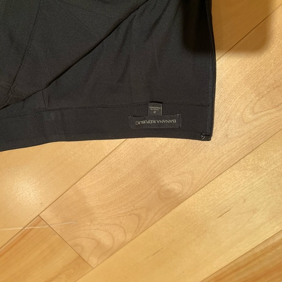 Pencil skirt - Picture 2 of 2